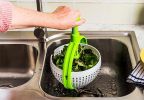 Spina Easy-To-Use Salad Spinner, Non-Scratch, Nylon Spinning Colander, Lettuce Spinner, Colander with Collapsible Handle, Green